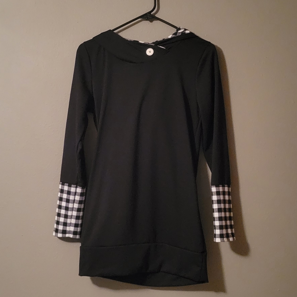 Black Hoodie with Gingham detail